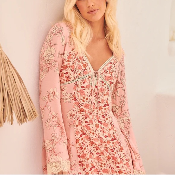 NEW Free People Odette Floral Long Sleeve Bell Sleeve Lace Tunic Multiple Sizes - Picture 4 of 11